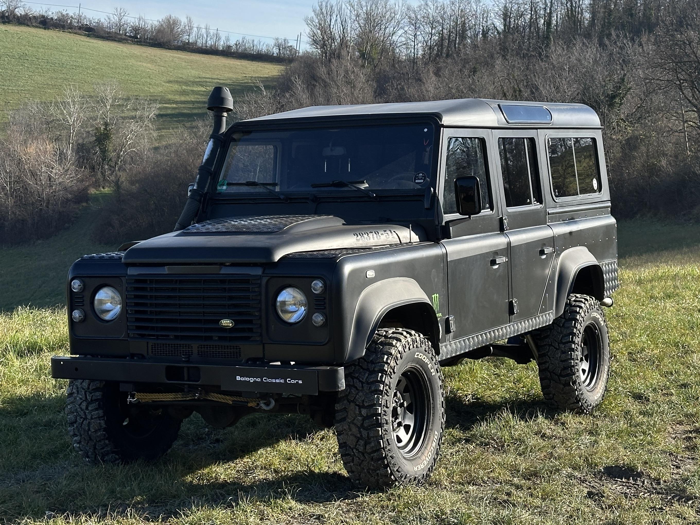 Land Rover Land Rover Defender 110 2.4 TD4 - Vista Principale